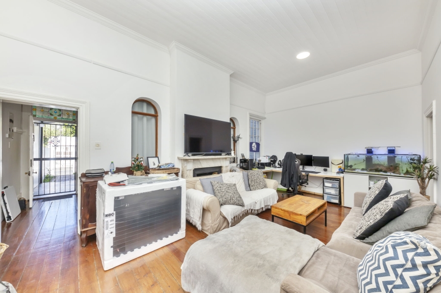 To Let 4 Bedroom Property for Rent in Mowbray Western Cape